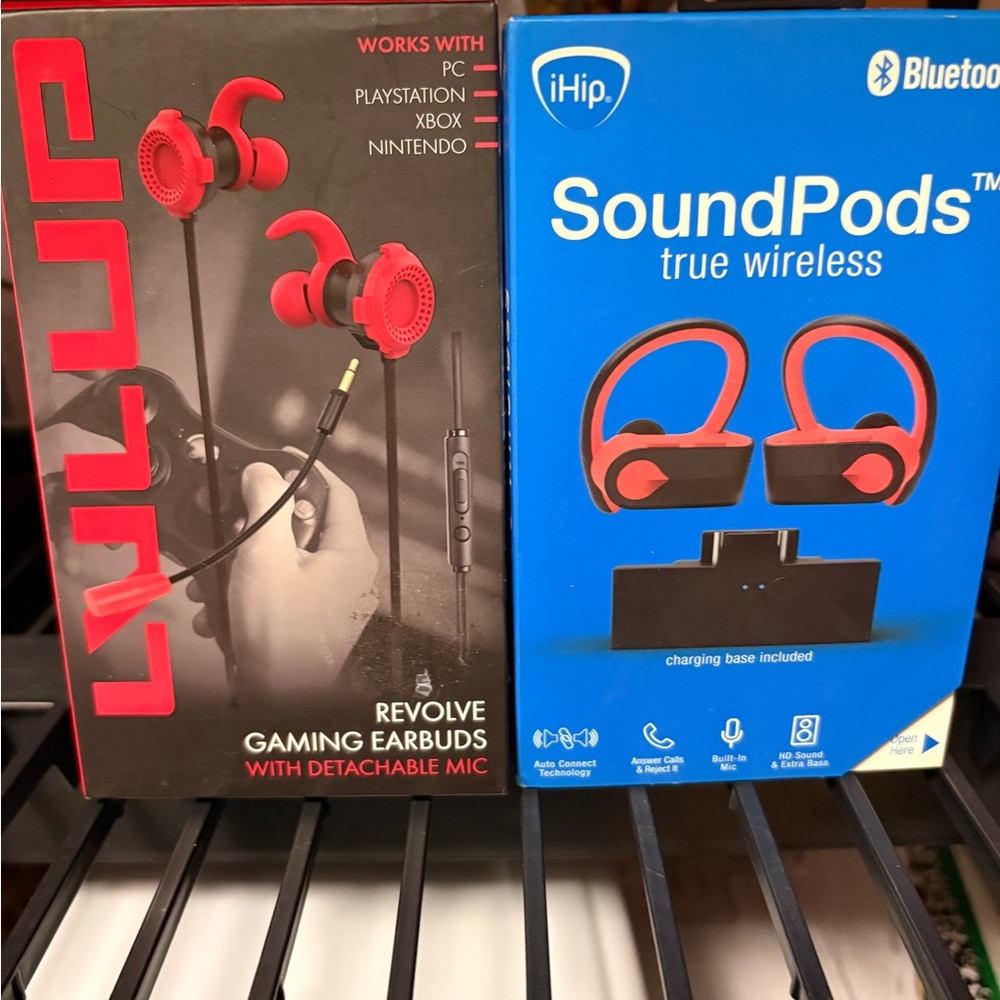 REVOLVE Red Gaming Earbuds with Detachable Mic